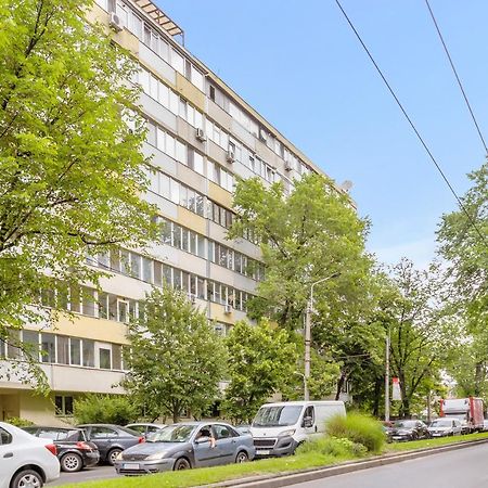 Central Apartment Muncii Area Netflix Bucharest Exterior photo